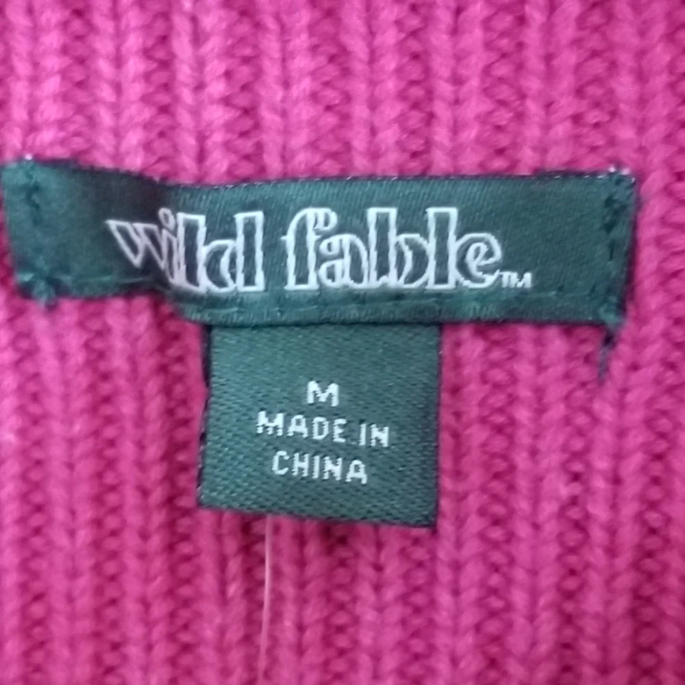 NWT Wild Fable Pink Cropped Sweater Size Medium